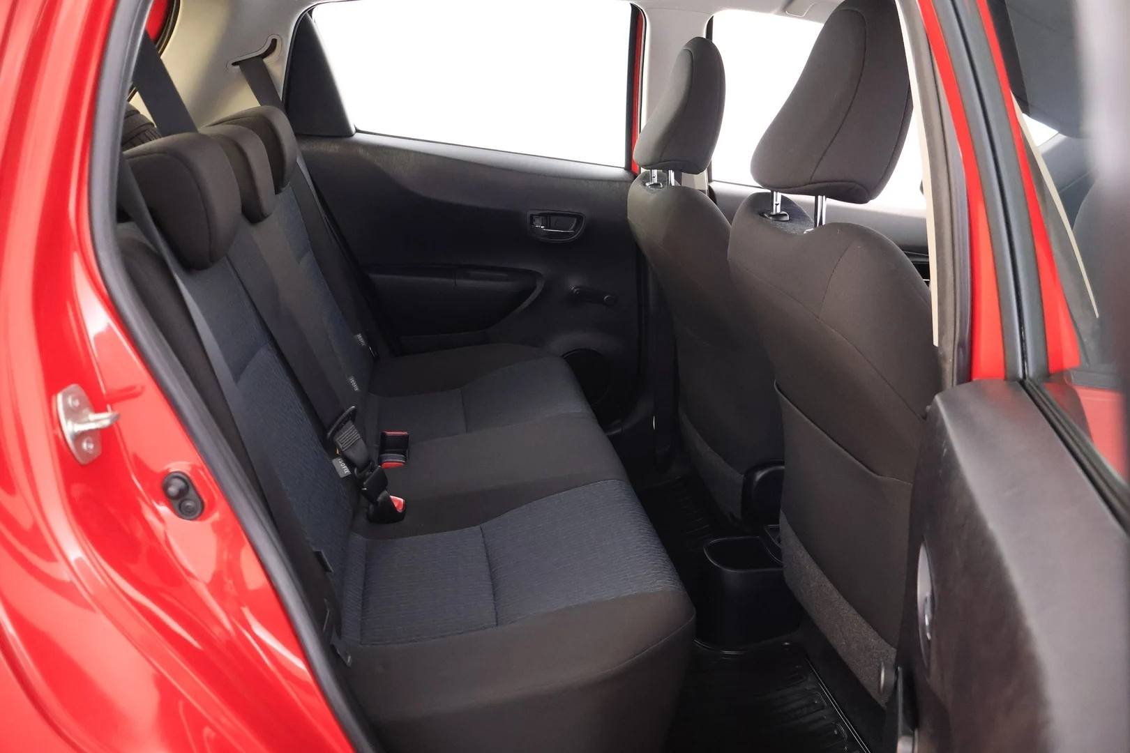Car Image - 62dRNP6DgMALLo270ZFl3e