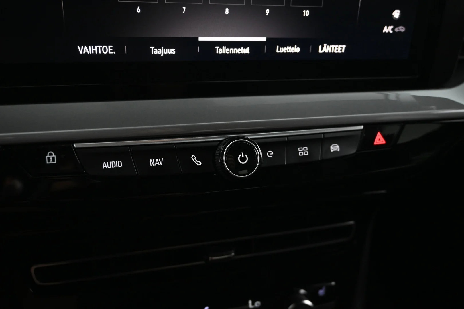 Car Image - MQAMostBLpmD1yynrSyfX