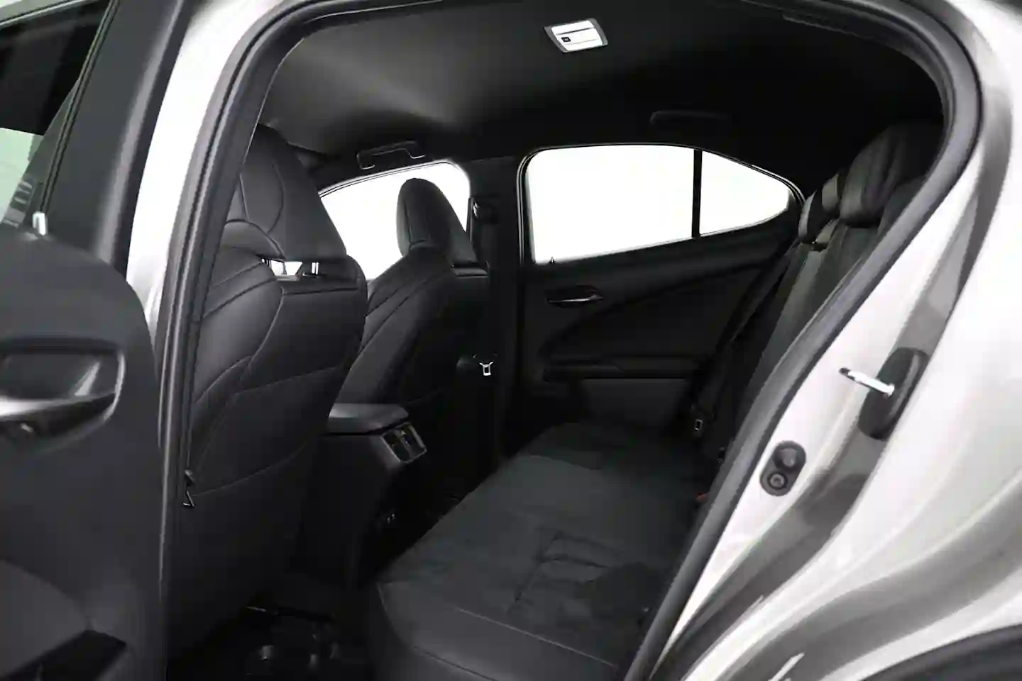 Car Image - 1LlLa396U9Leq5iREOhmbo