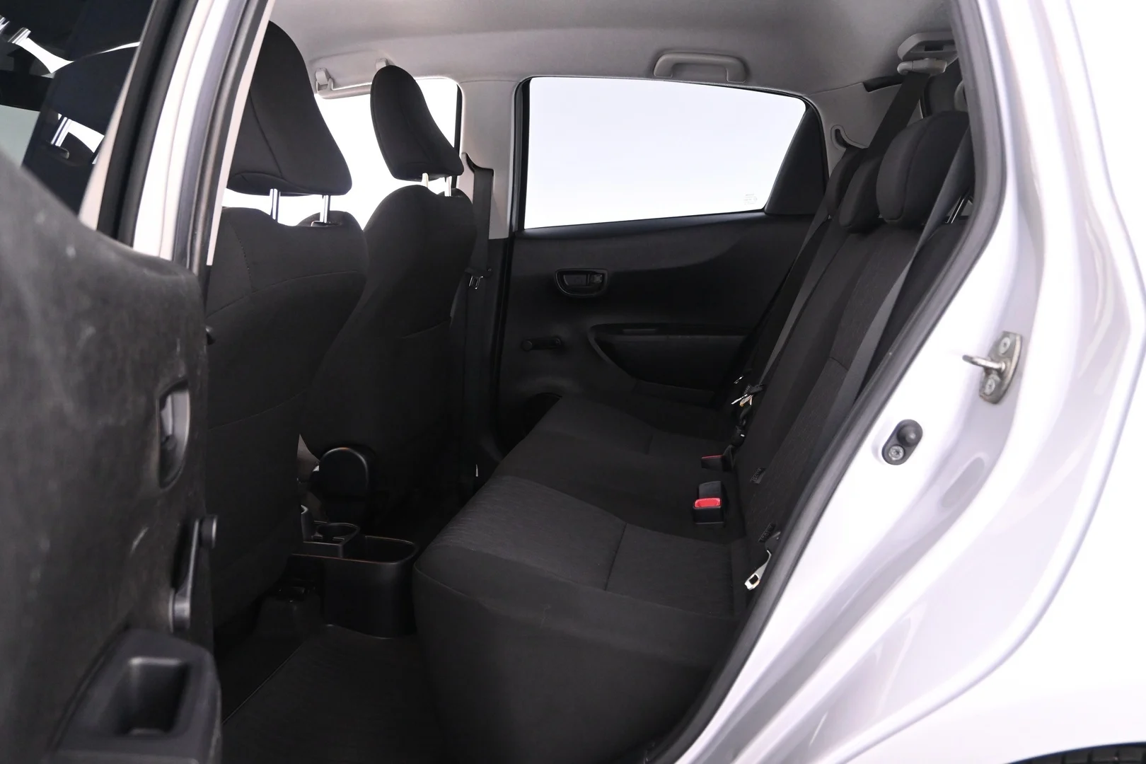 Car Image - 514M4YuShG5S5C626I96SL