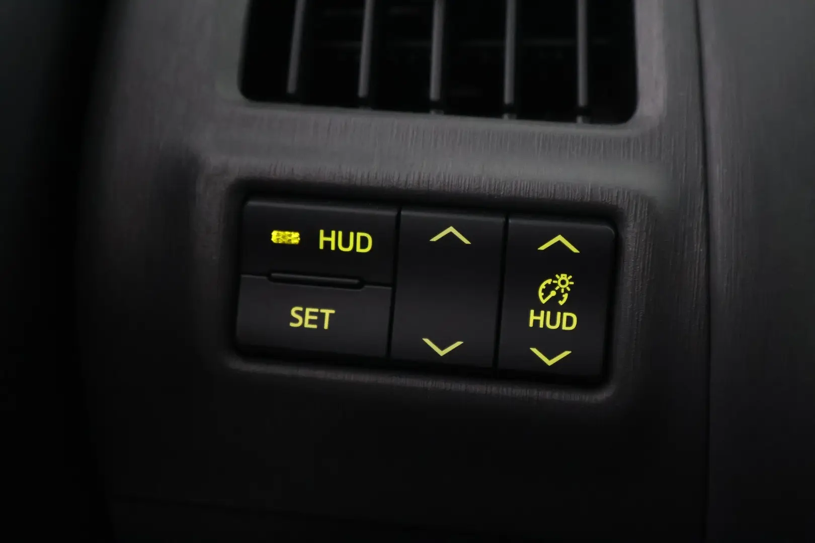 Car Image - 2dV6DE9YinxtHHo5NMhbWR