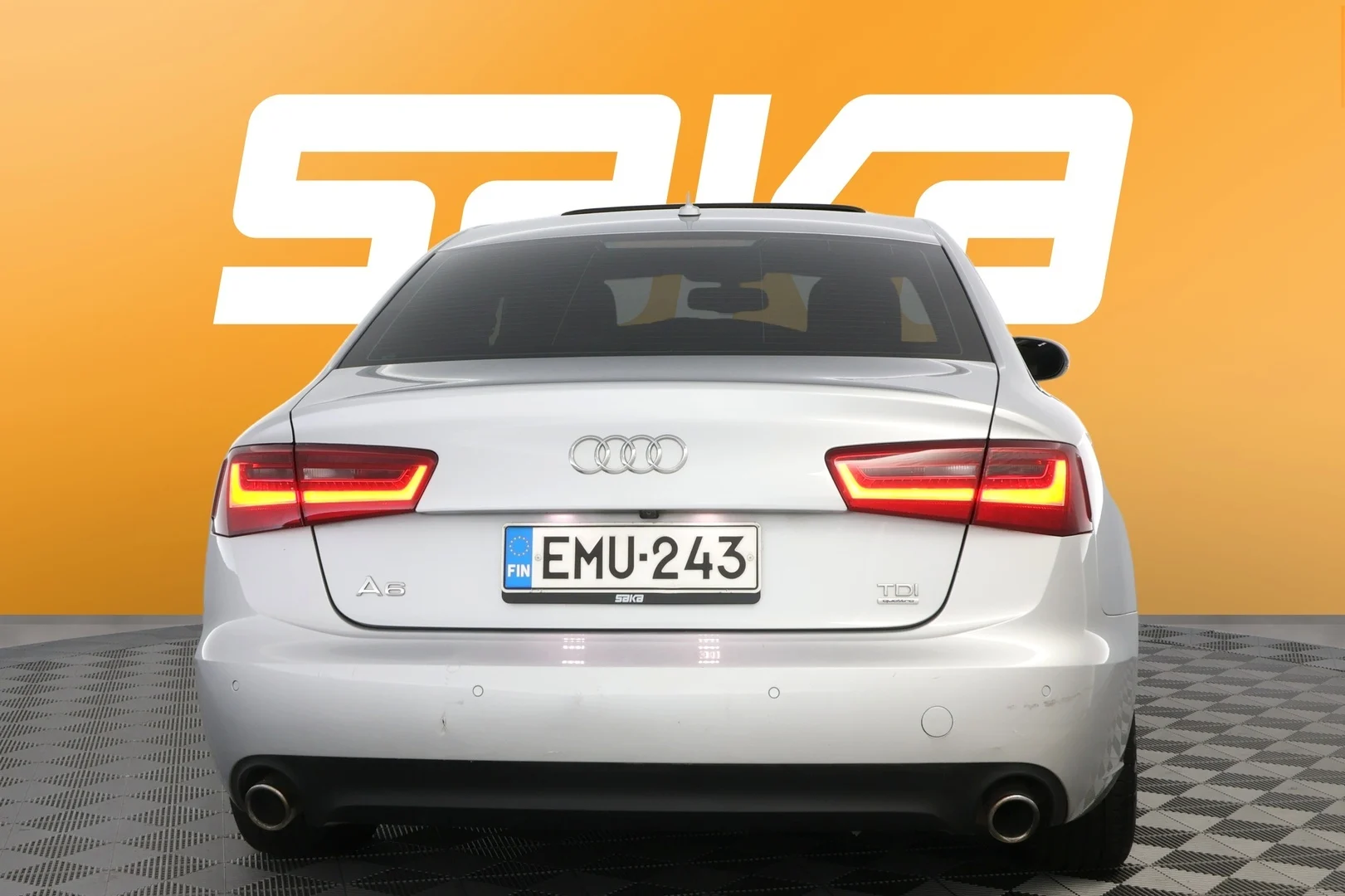 Car Image - 3Kcf3QGLk8PLLW0SEumANj