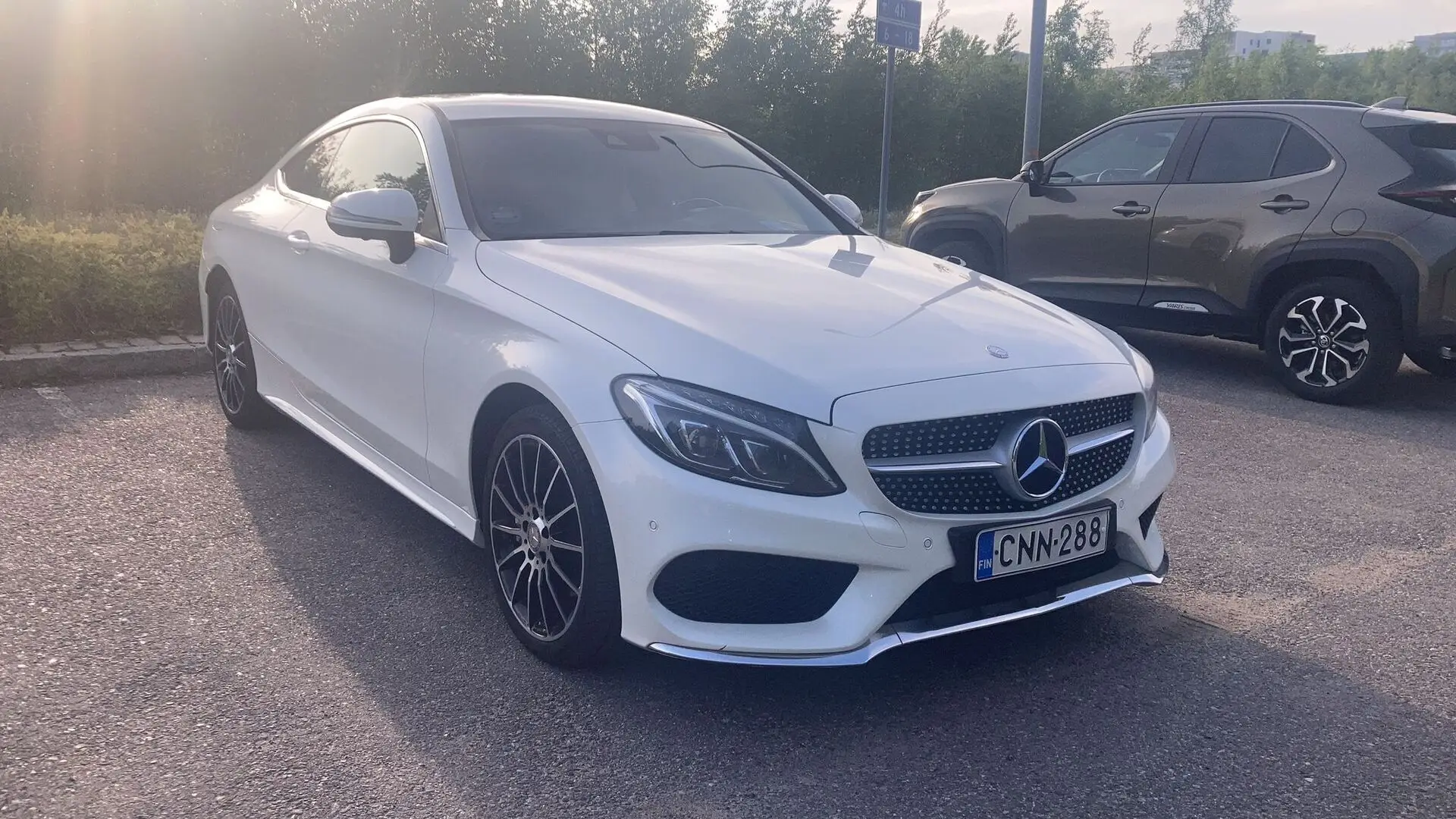 Car Image - m8cba6vv55v4fMtx3KEJe