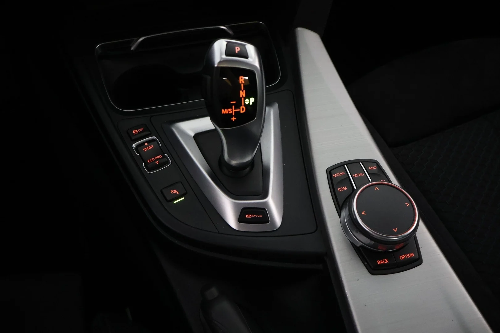 Car Image - dCIKFaSn5rqaGlC5zfkI8