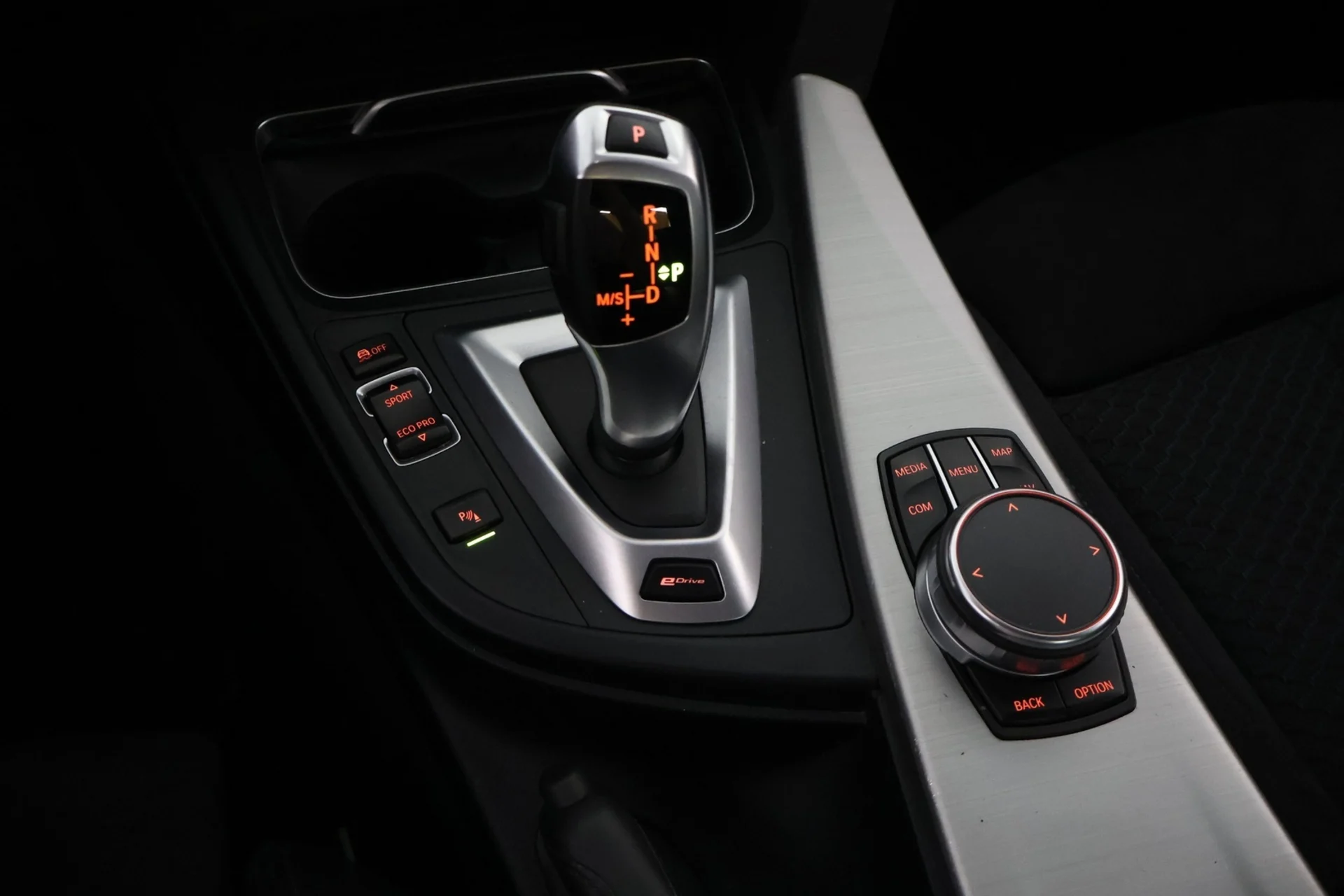 Car Image - dCIKFaSn5rqaGlC5zfkI8