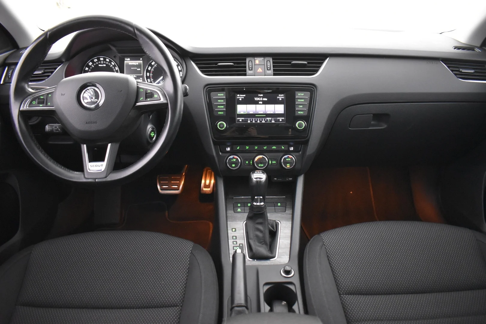 Car Image - 4gIK1PXQniBHxosG0dg0pU