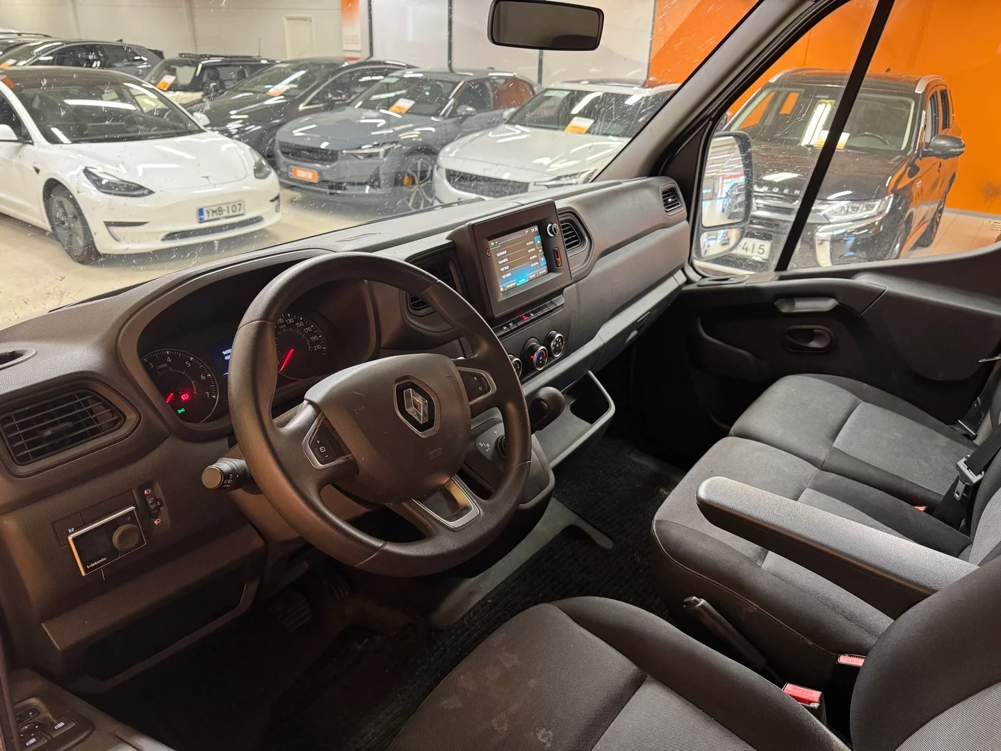 Car Image - 30bCe82JtVnfjDycJgs47W