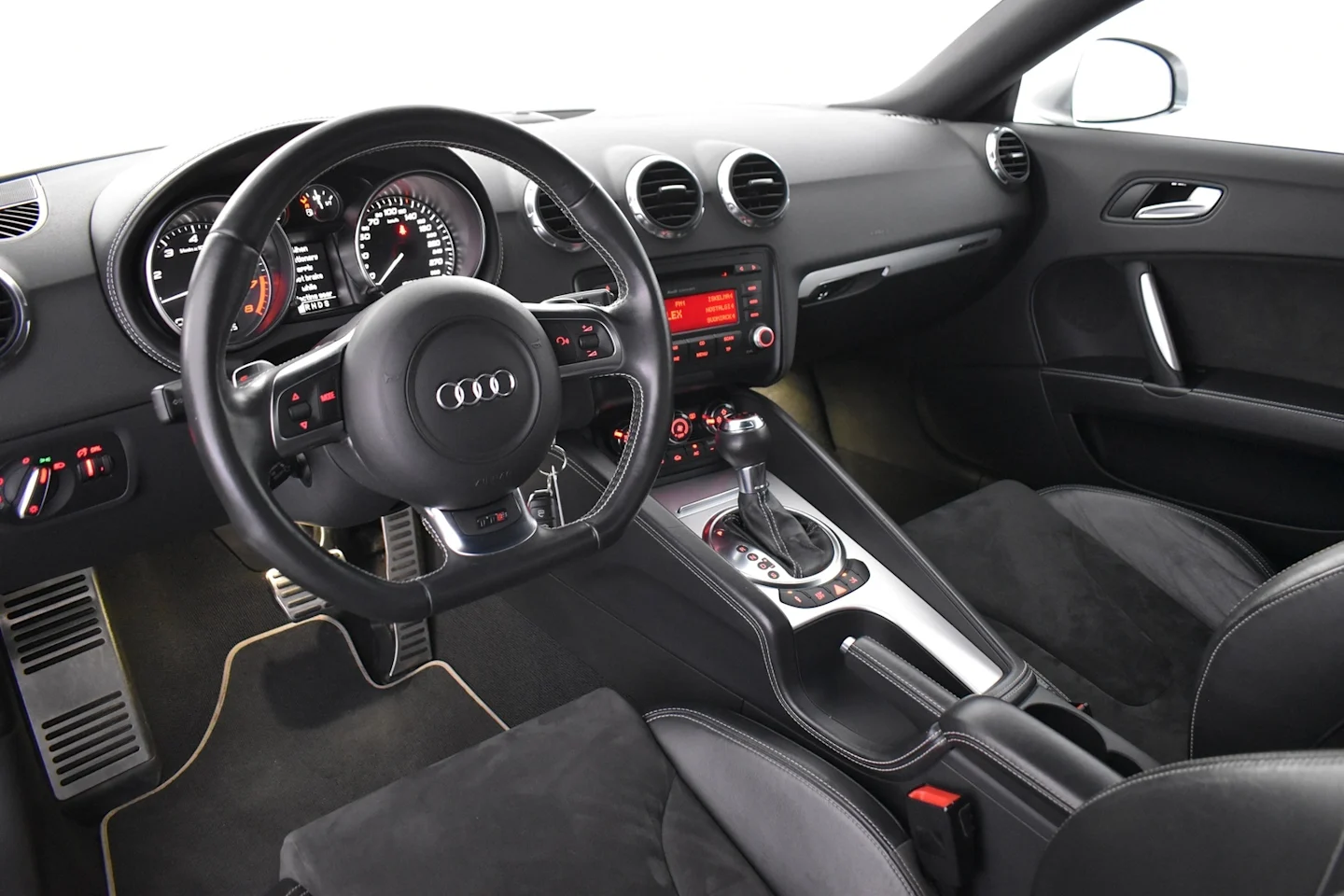 Car Image - 5qE184vT2qtclcE37GxlMZ