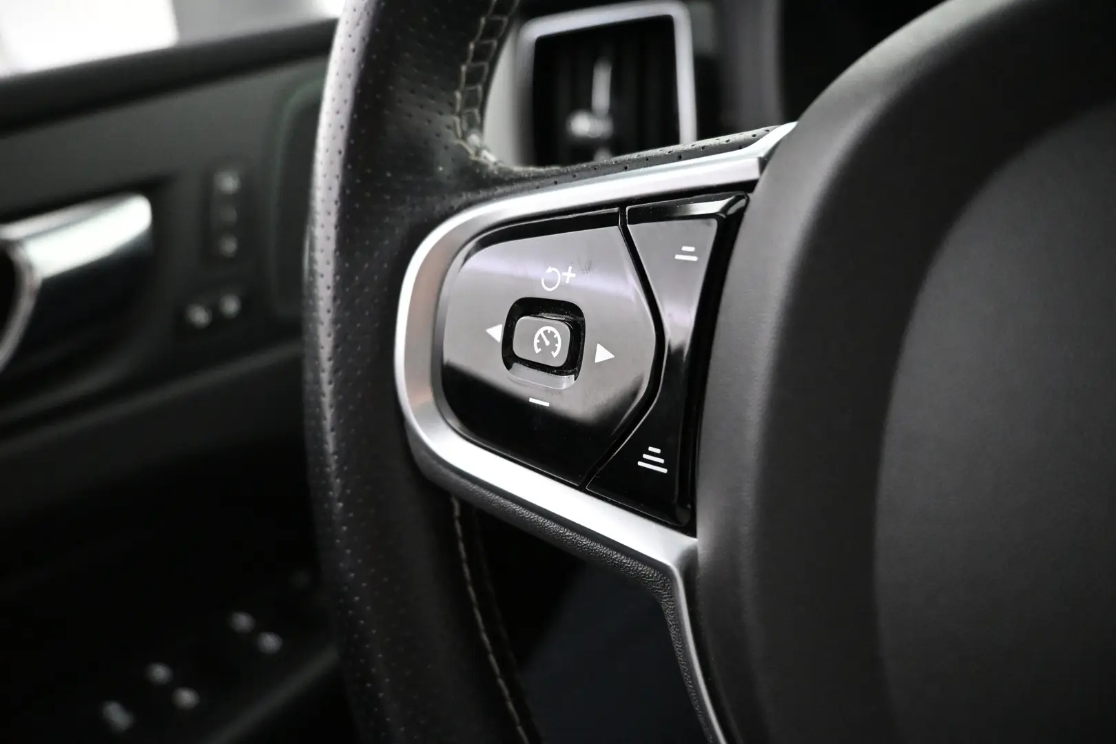 Car Image - 30X54wTDXm0rPozbIwtCU9