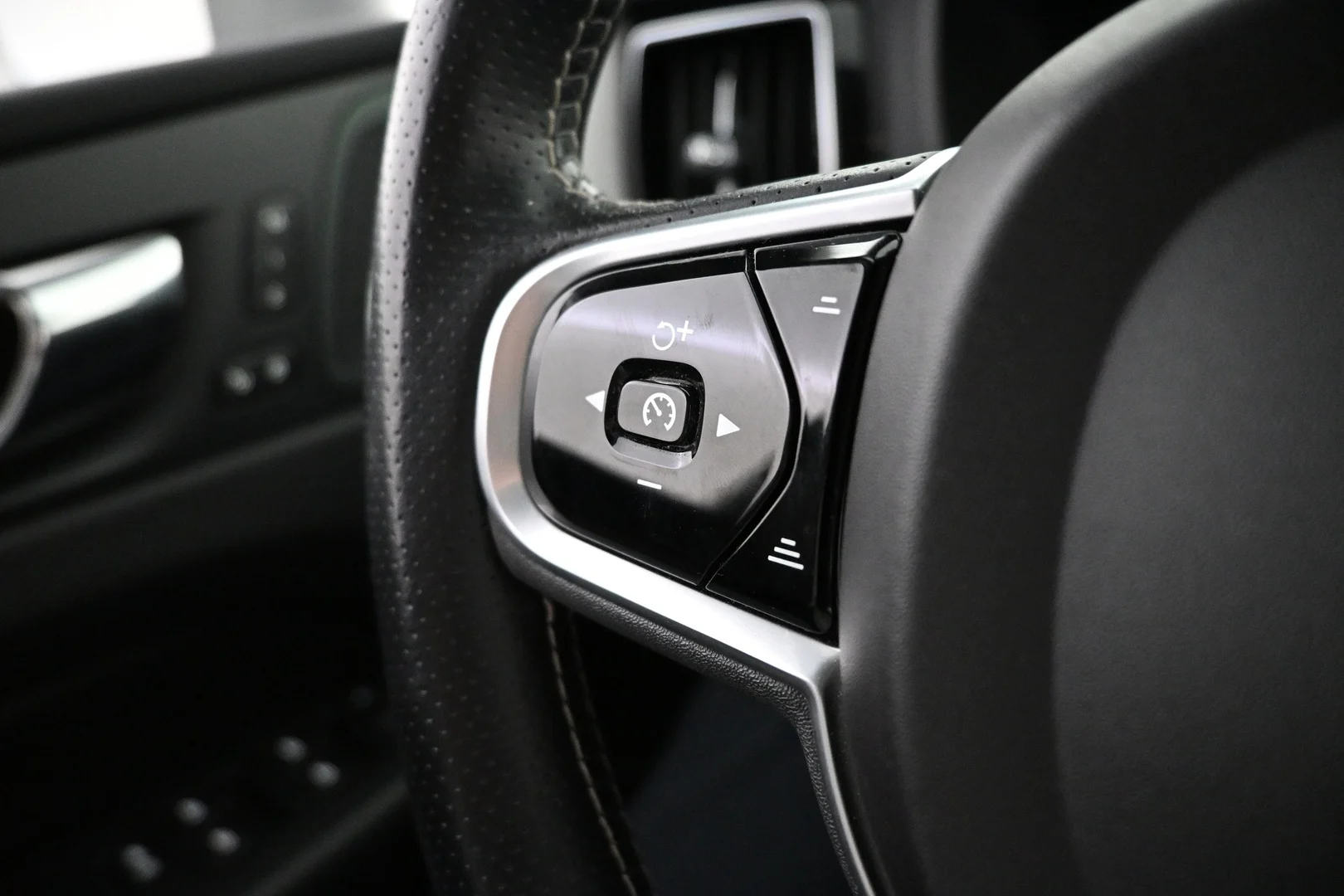 Car Image - 30X54wTDXm0rPozbIwtCU9