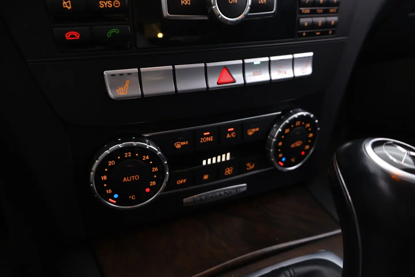 Car Image - 2nVkxbRWTzpZ7IR2moNT4Y
