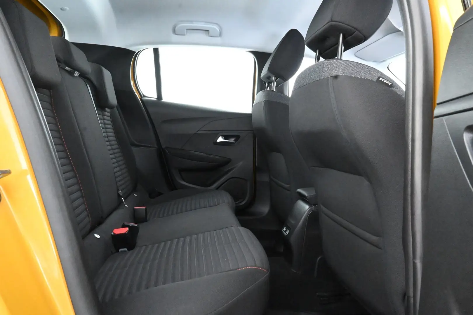 Car Image - 5S6OIYH1xY0Qga2K1EfDNv