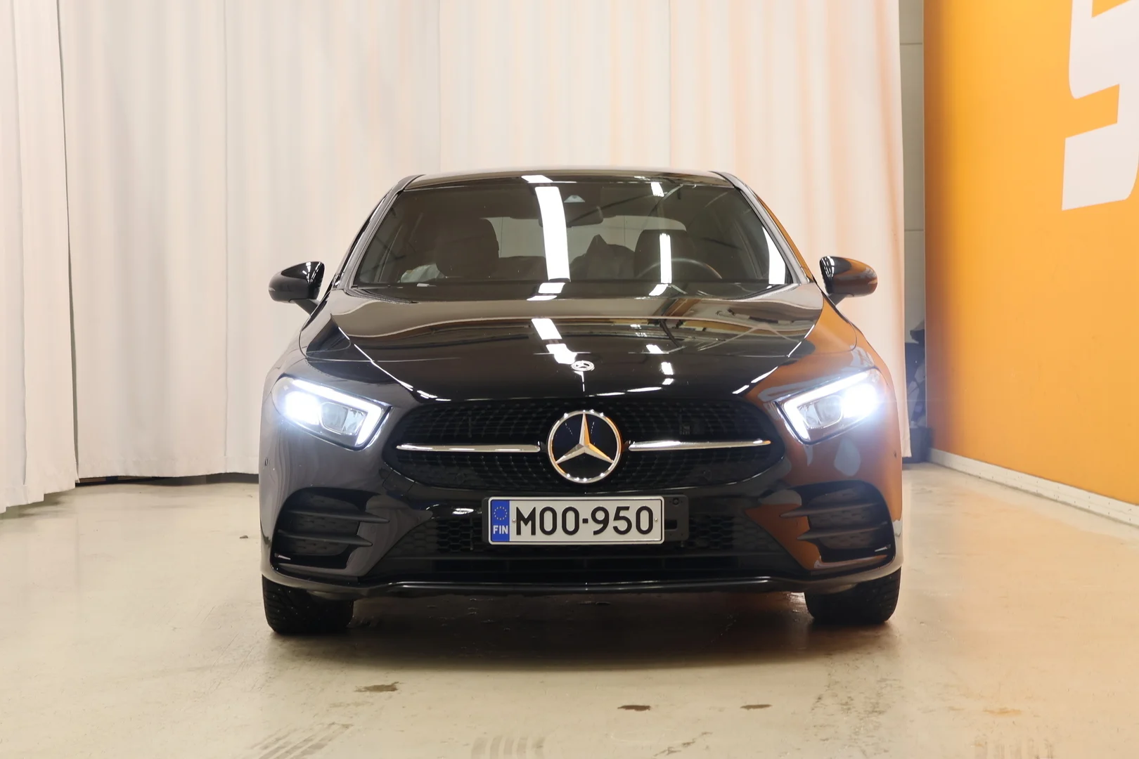 Car Image - 6DFmpXP7cp23h9xScJWxcK