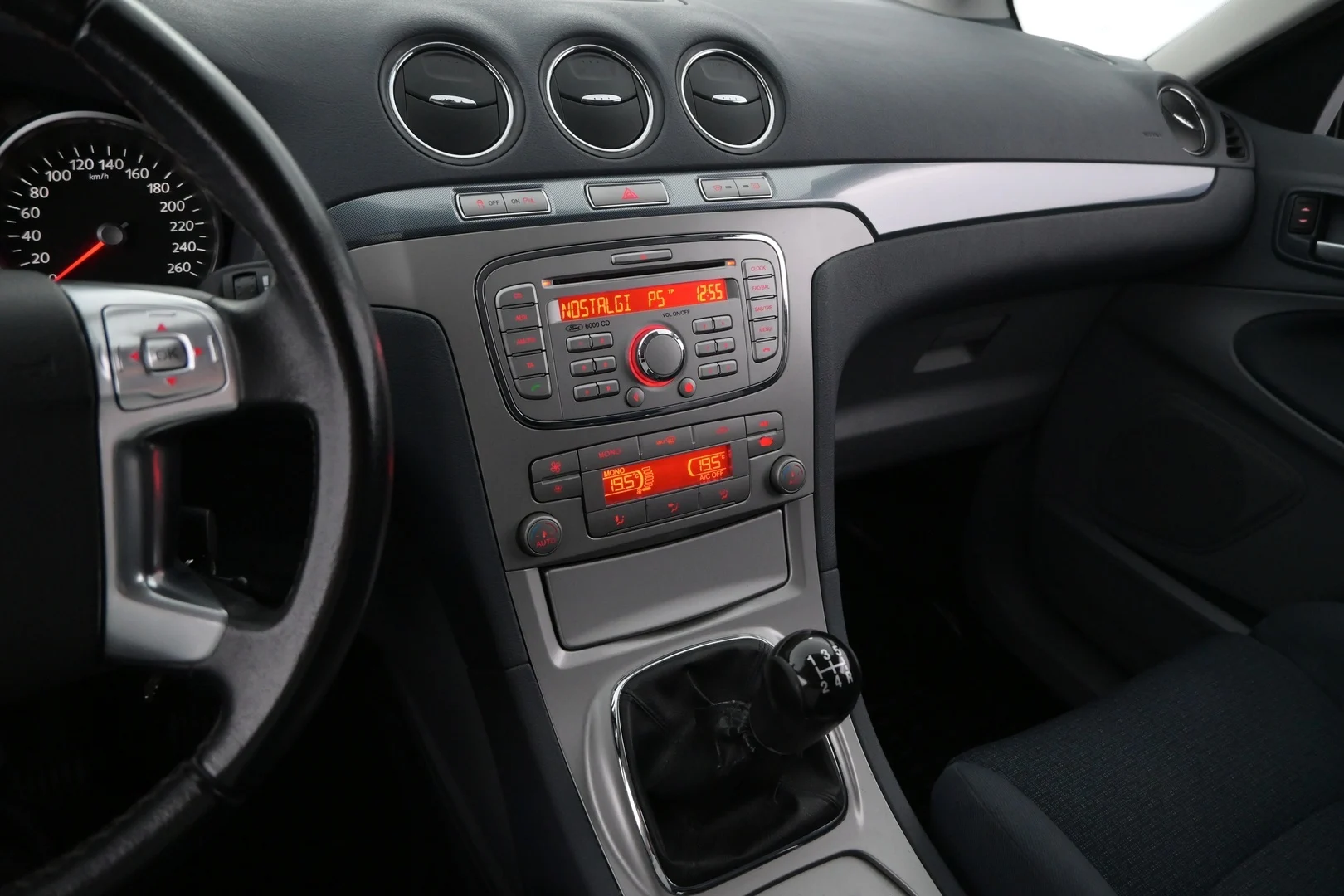 Car Image - 6SighWiRb3ydyVHcI4X6Y9