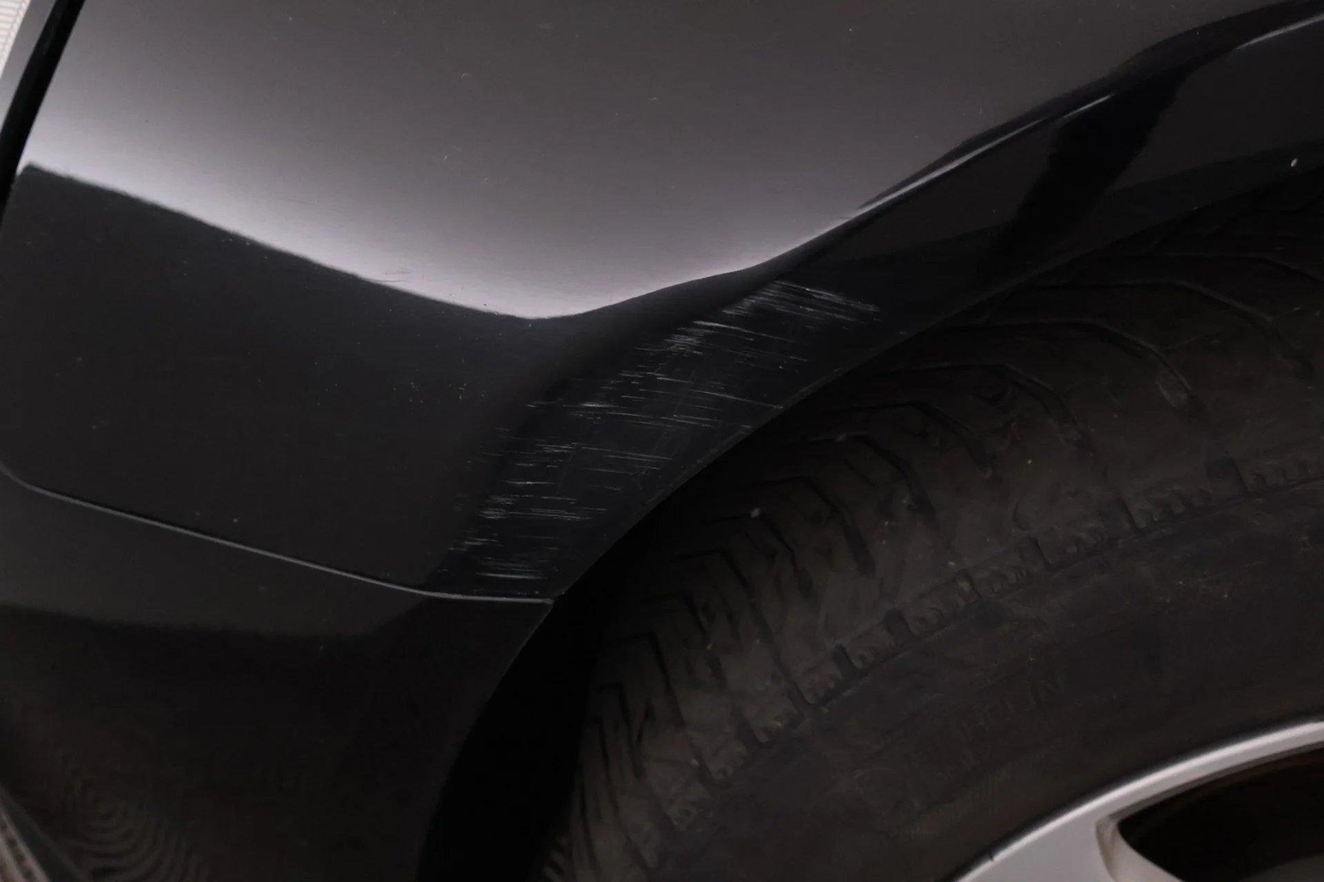 Car Image - 4SvhZ1CYlYTE49sXUQfoF