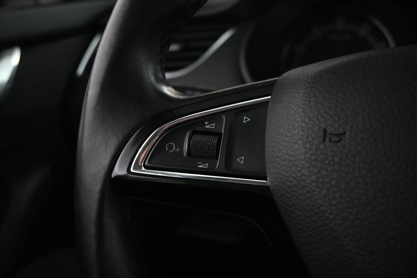 Car Image - 4qdfZVyQGR3c5NWRQheNto