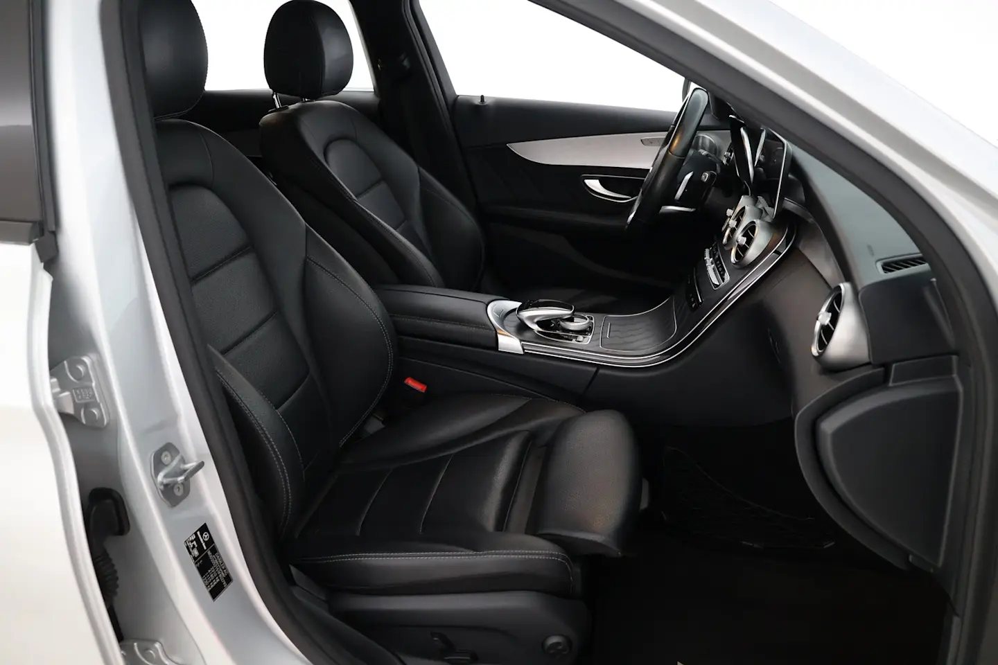 Car Image - 3O7T4uXrNH547L0pPZ9GOu