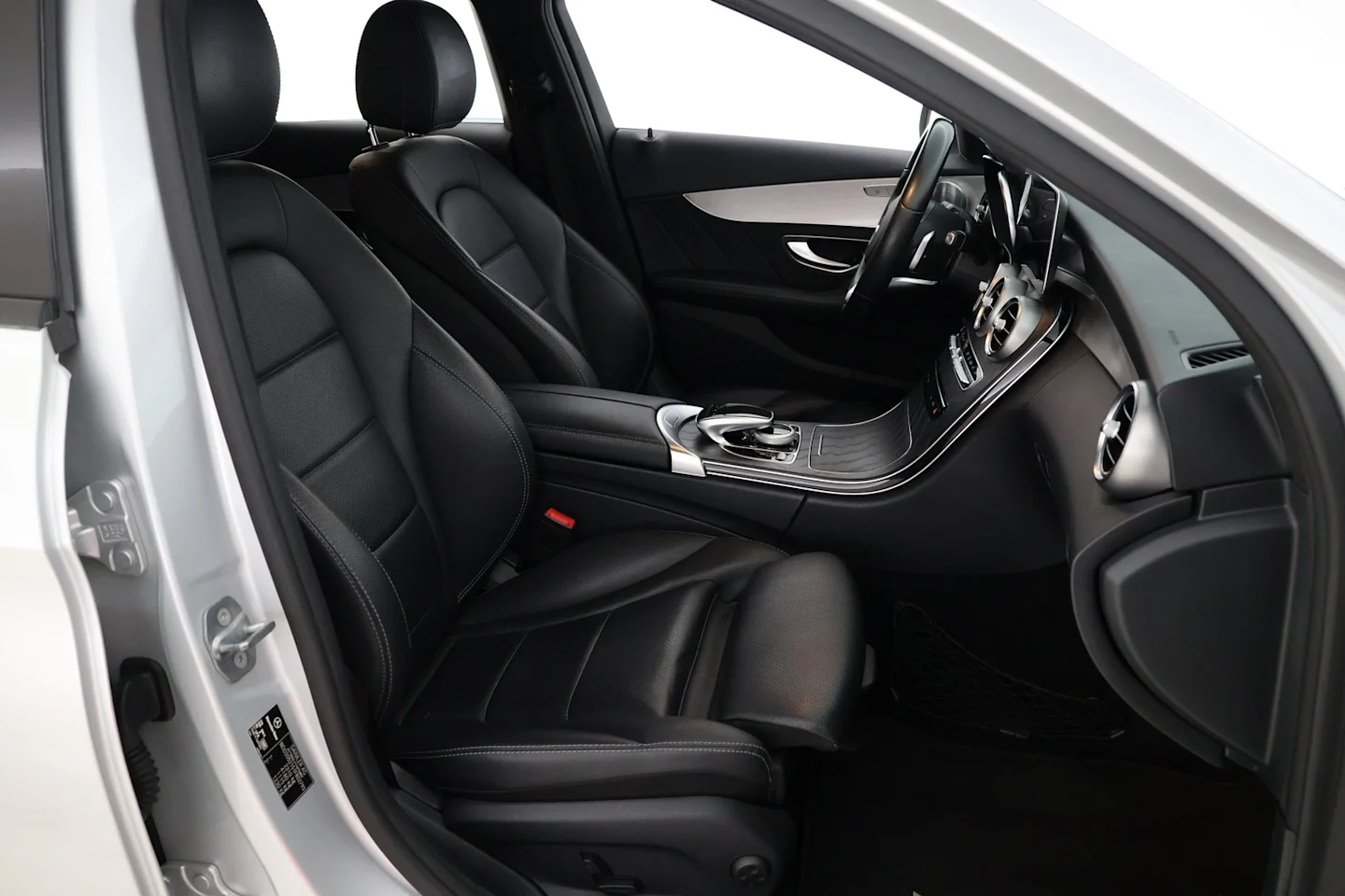 Car Image - 3O7T4uXrNH547L0pPZ9GOu