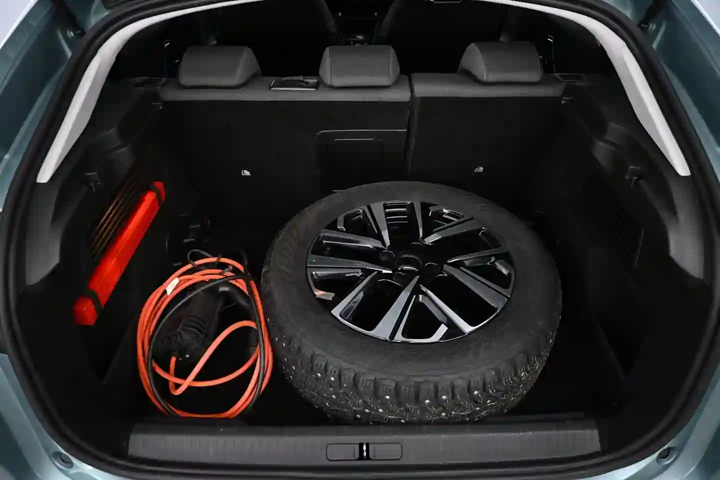 Car Image - 5OosvhAtcPq0XeeXTvP7HP