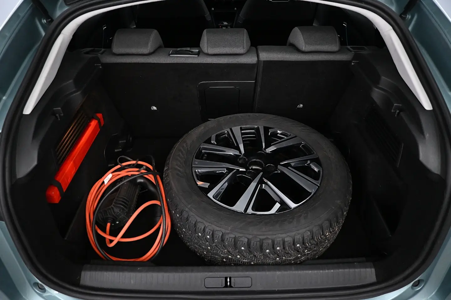 Car Image - 5OosvhAtcPq0XeeXTvP7HP