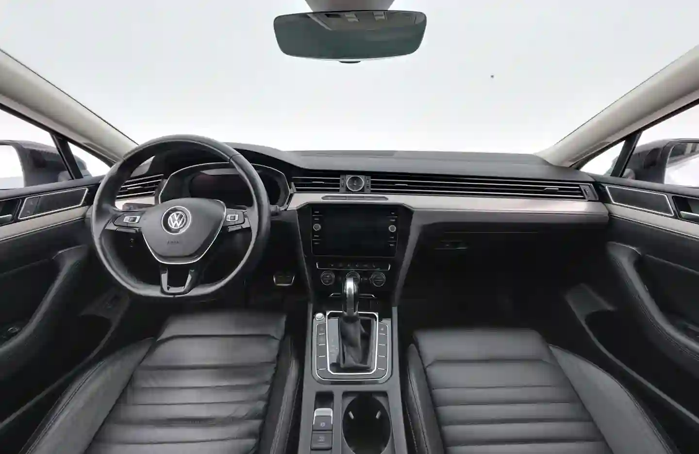 Car Image - dUVTut2RZ8LpI6qOiLTPd