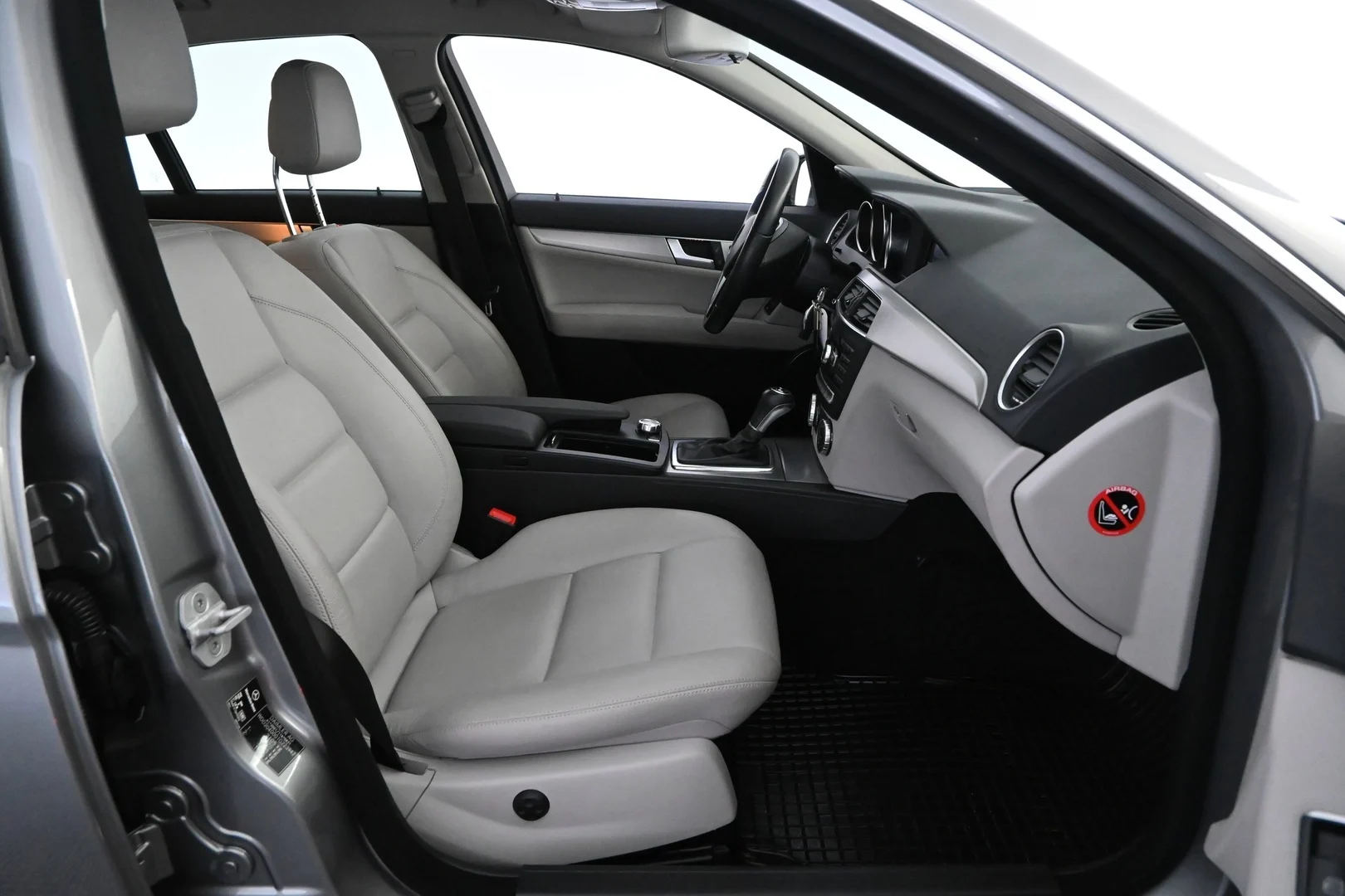 Car Image - 4L31t0mawZvm7aacTdazIp
