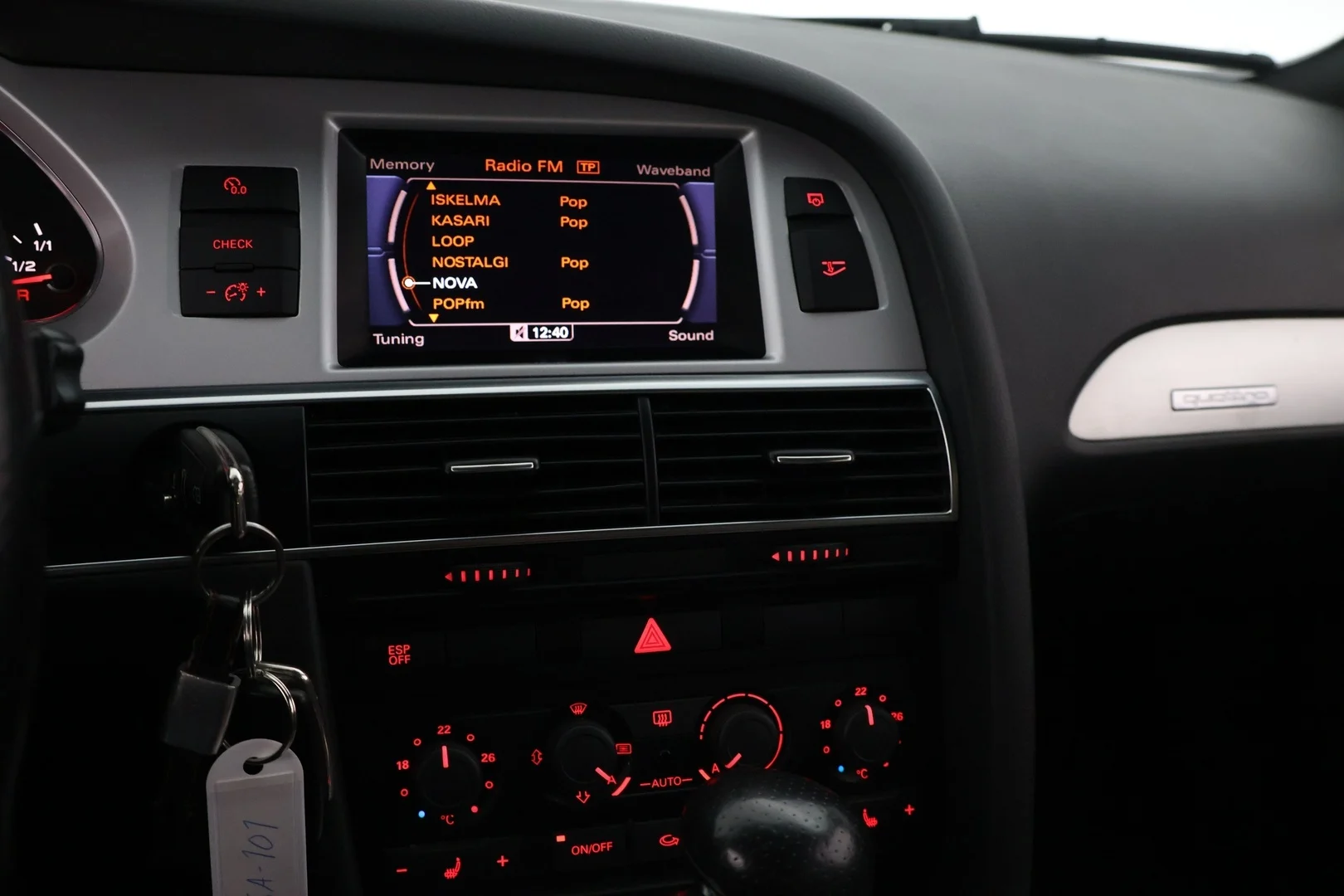 Car Image - 7DwAGL4Xro4AuStR9PPRew