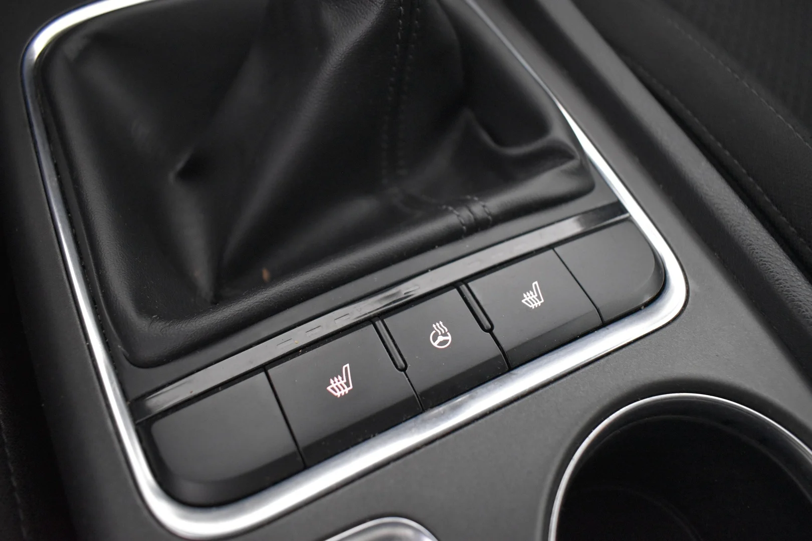 Car Image - 7L7fAJ9H97egxWBGSszTS7