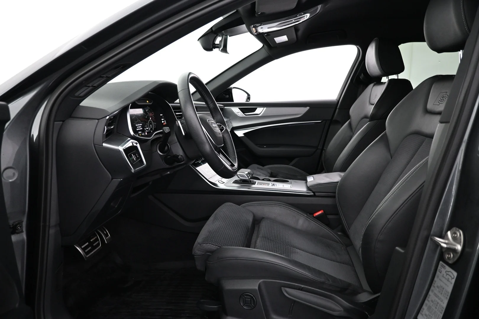 Car Image - 55eynRsJTzkmYz0XsKfLBz