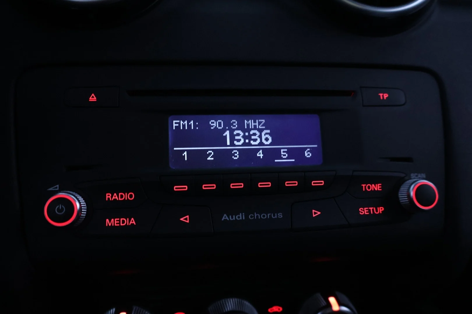 Car Image - 7FJExTBv1COkbMaClaOXfN