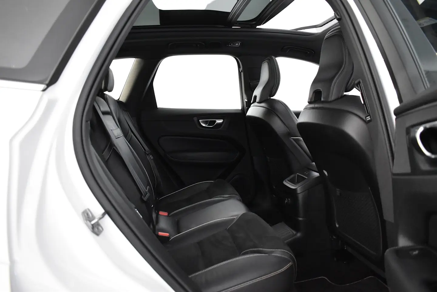 Car Image - 7FLGHfL5KuT5KIyzwWPlTt
