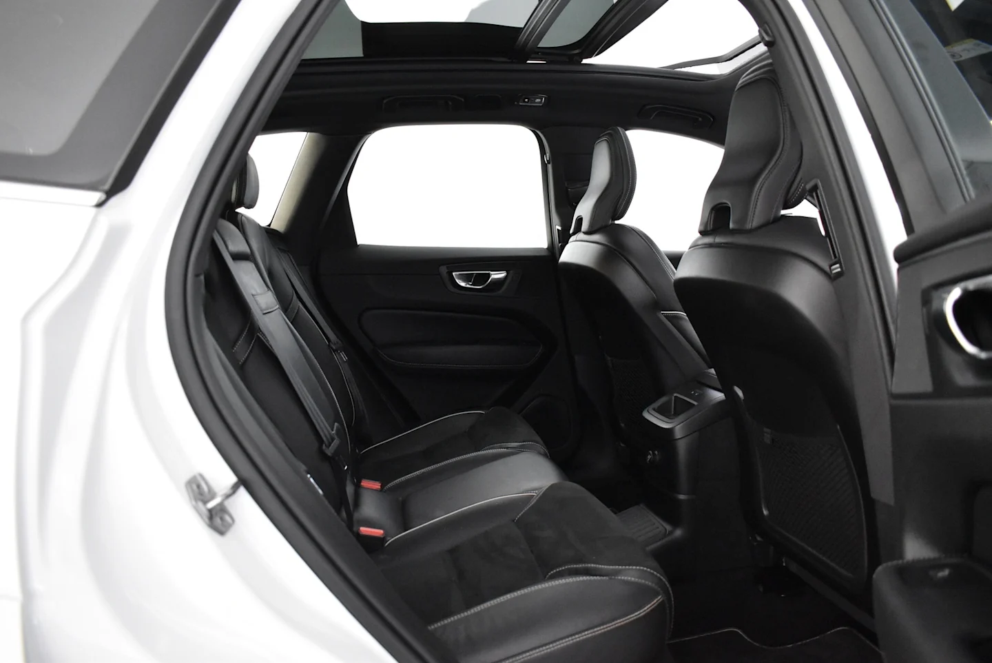 Car Image - 7FLGHfL5KuT5KIyzwWPlTt
