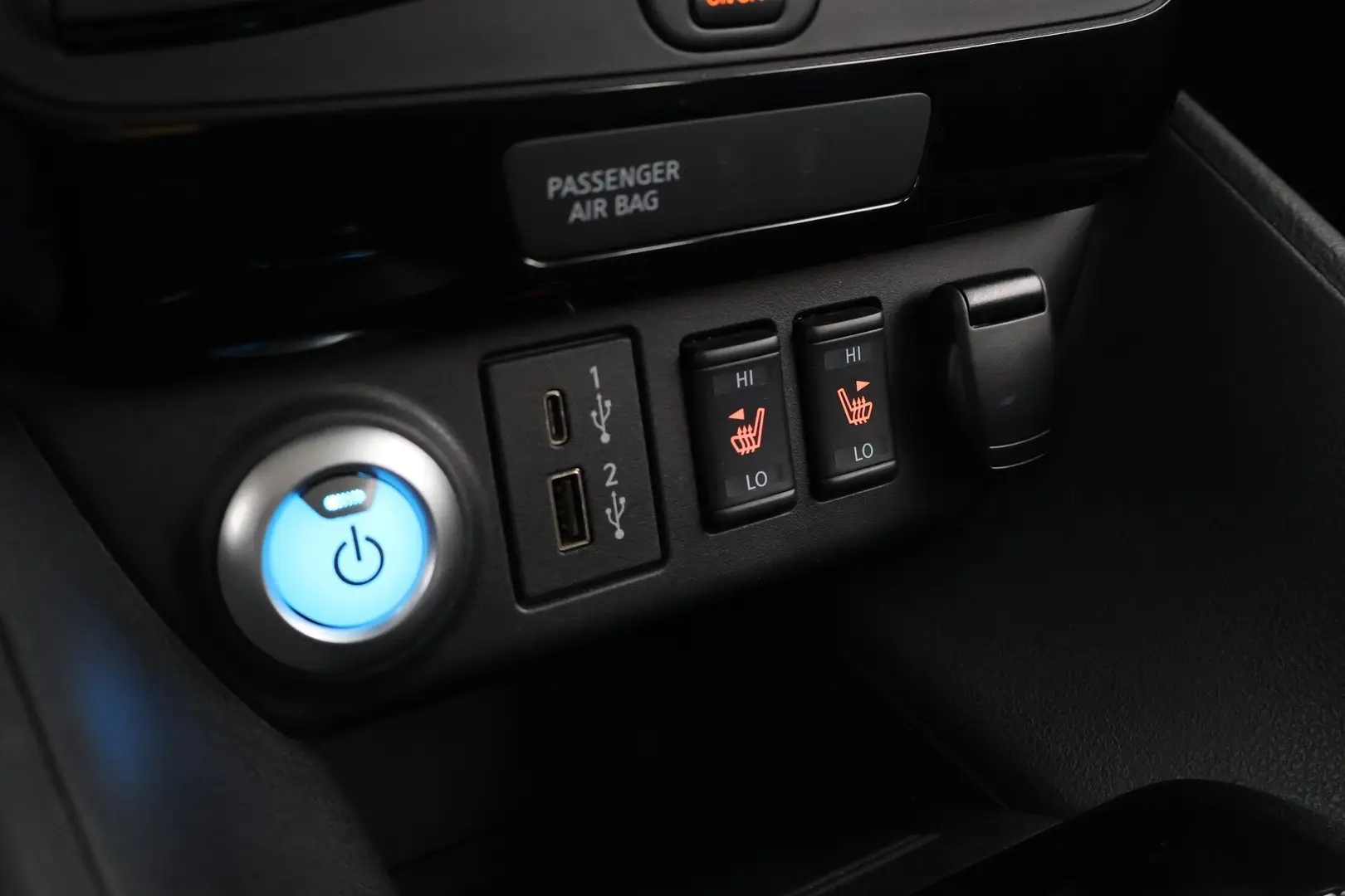 Car Image - 5tdqCCAfJ1mxrXiomK9a8v