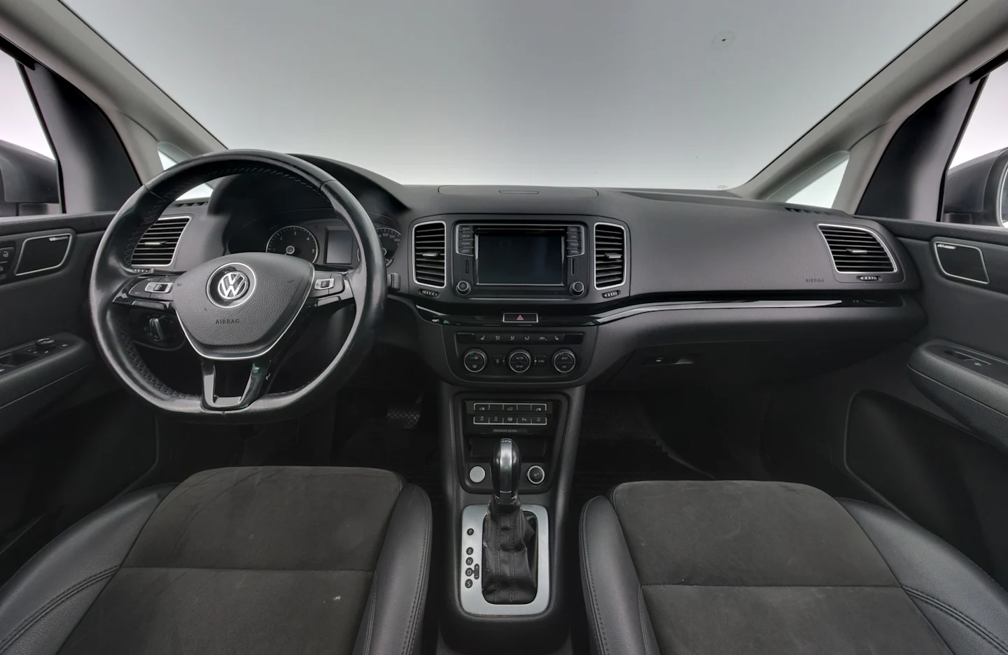Car Image - 57IyrABseiQmV0dyMp1yFD