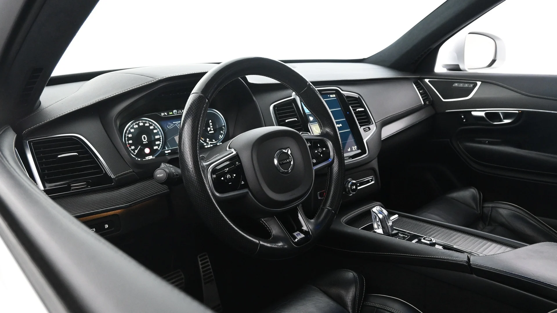Car Image - 53QRRrm5nyxEyptJ8X46OO