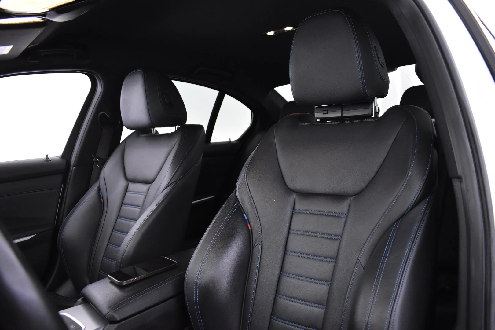 Car Image - 3navDgJNArVZIB9UR7EKr4
