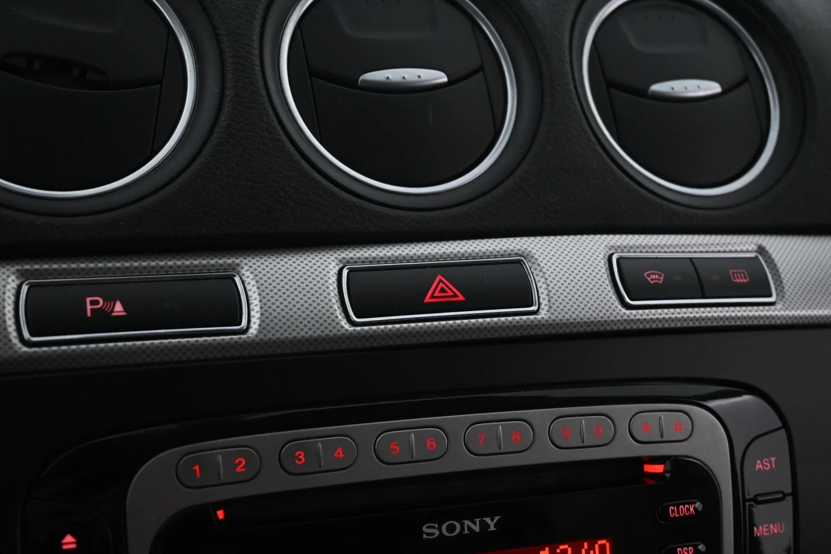 Car Image - 2cNQ7mdBQmKum51xKXoVMH