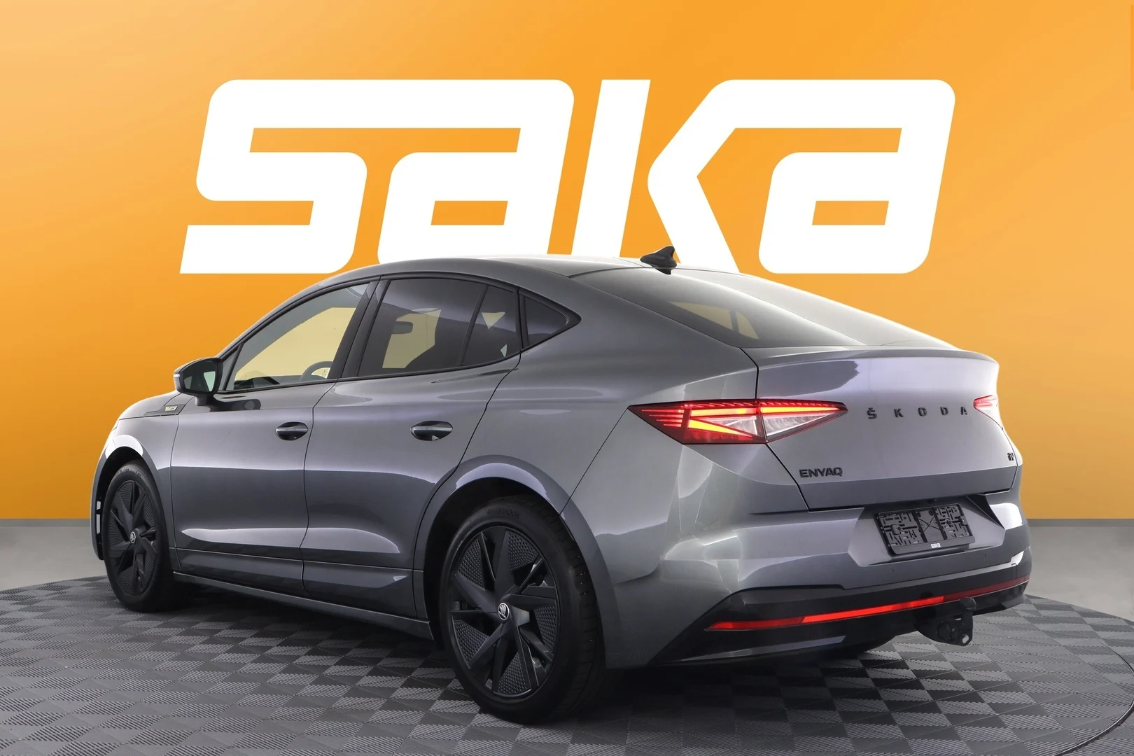 Car Image - 3Rbe9PljX8UAyfrp2WNp7o