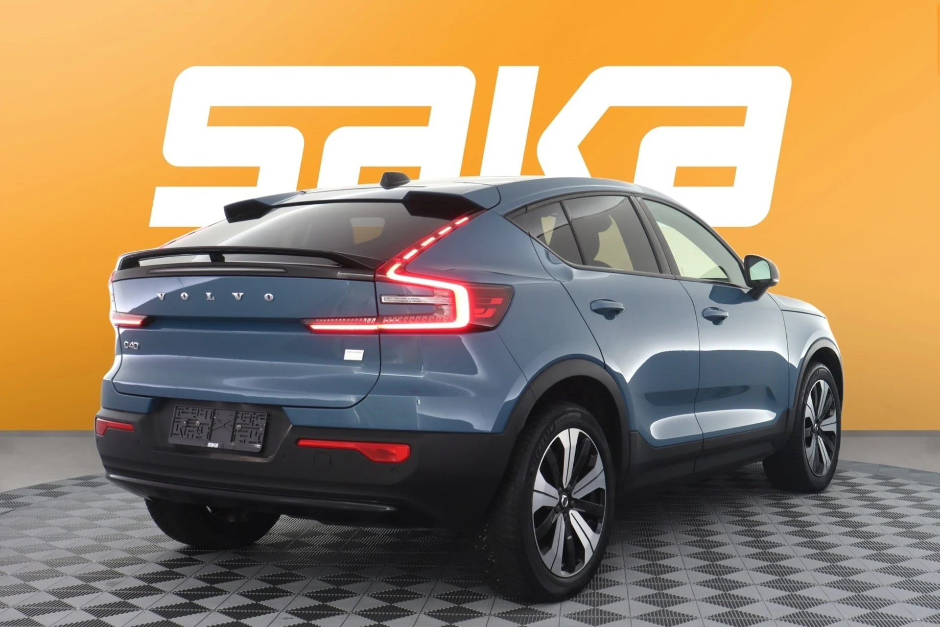 Car Image - xG4PUqfnUjIDeuW6HQeOh