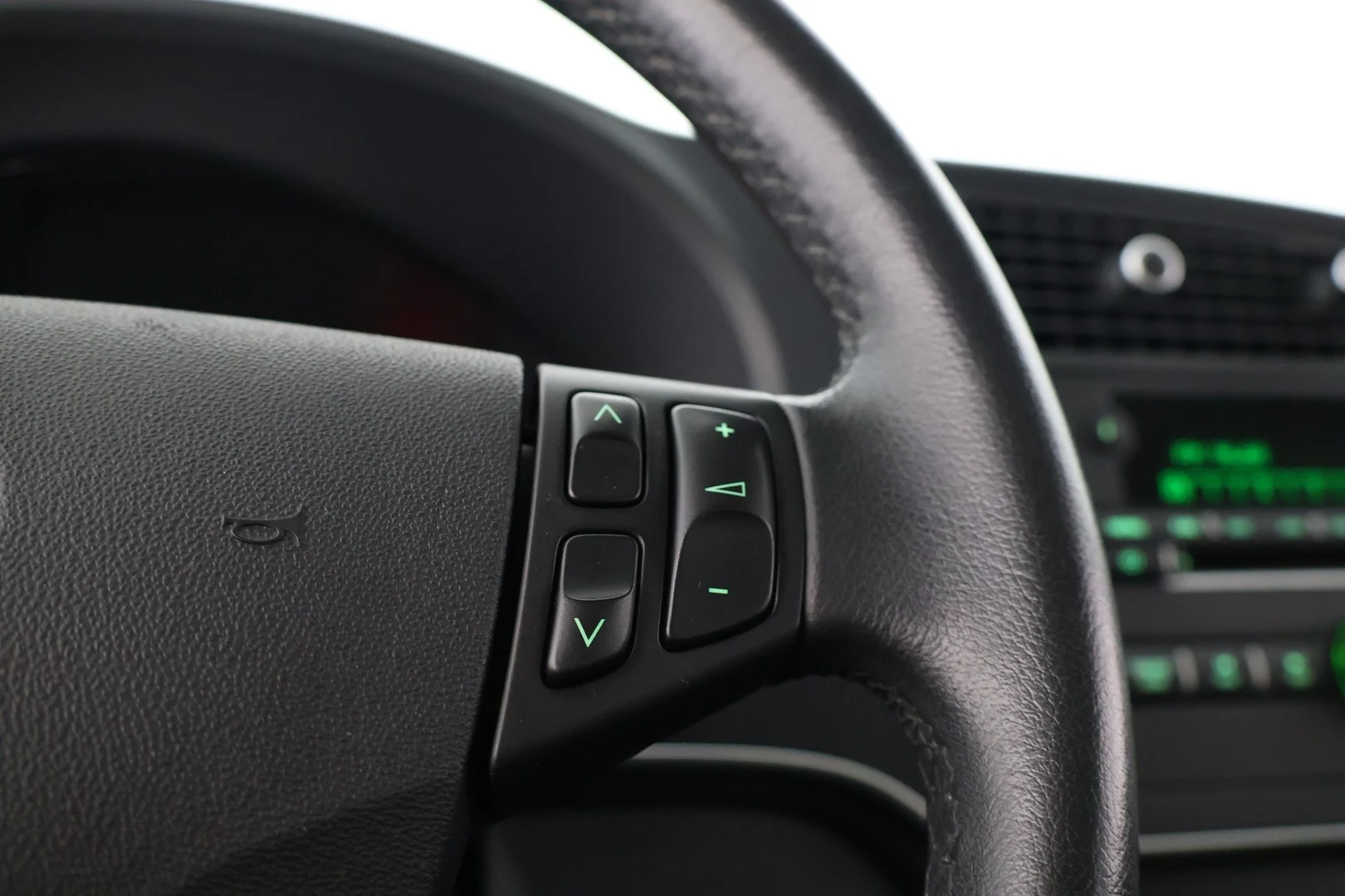 Car Image - 1xmXeFtWsogcGFNioRCi3n