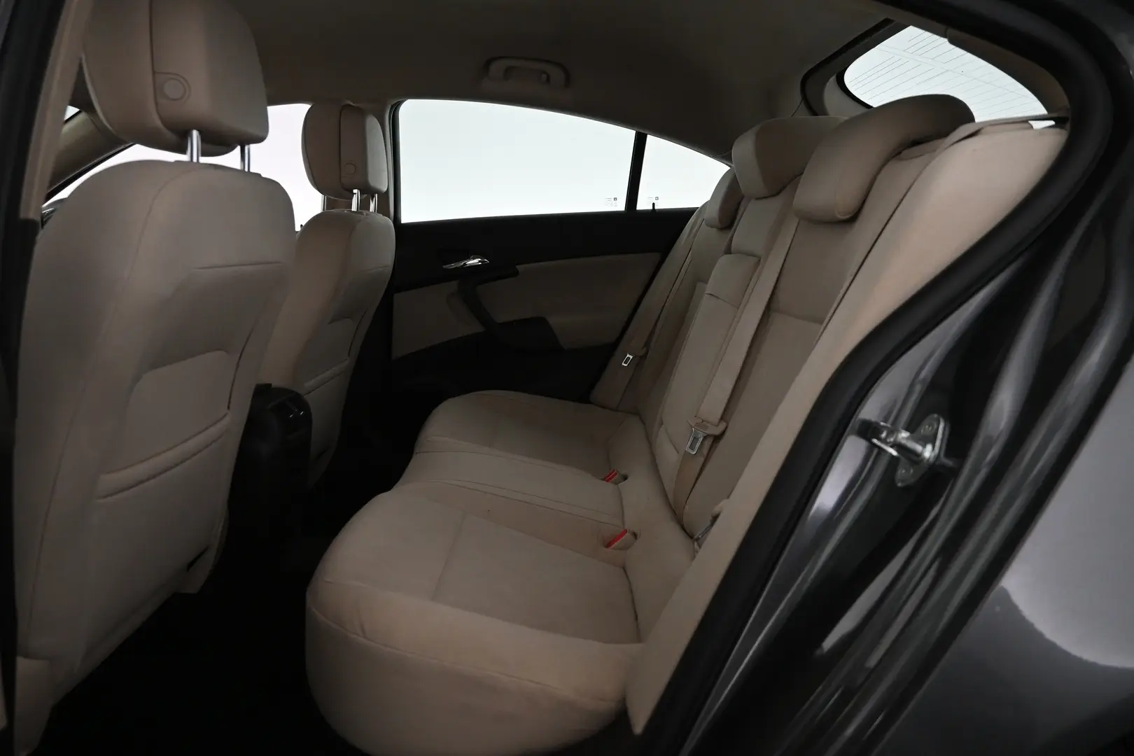 Car Image - 2IpuVD1ezPe0rUFaXTan5K