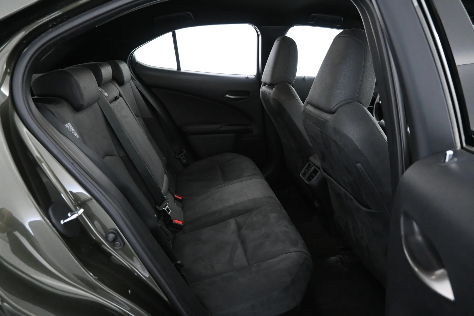 Car Image - 6L98iUJz5FVYEyFAFu5ADp