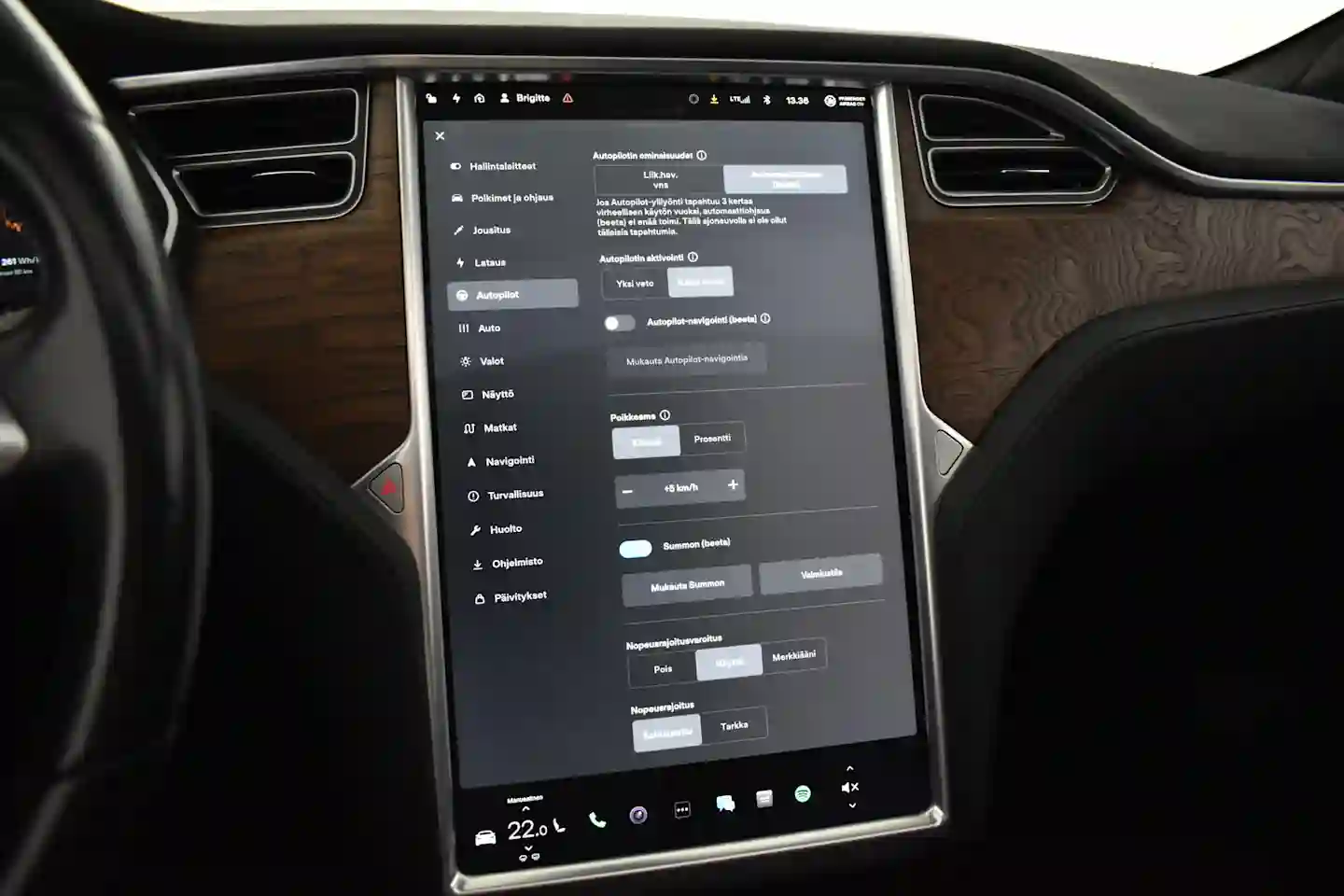 Car Image - 3YQEq5qONcXinWyDLMH2DL