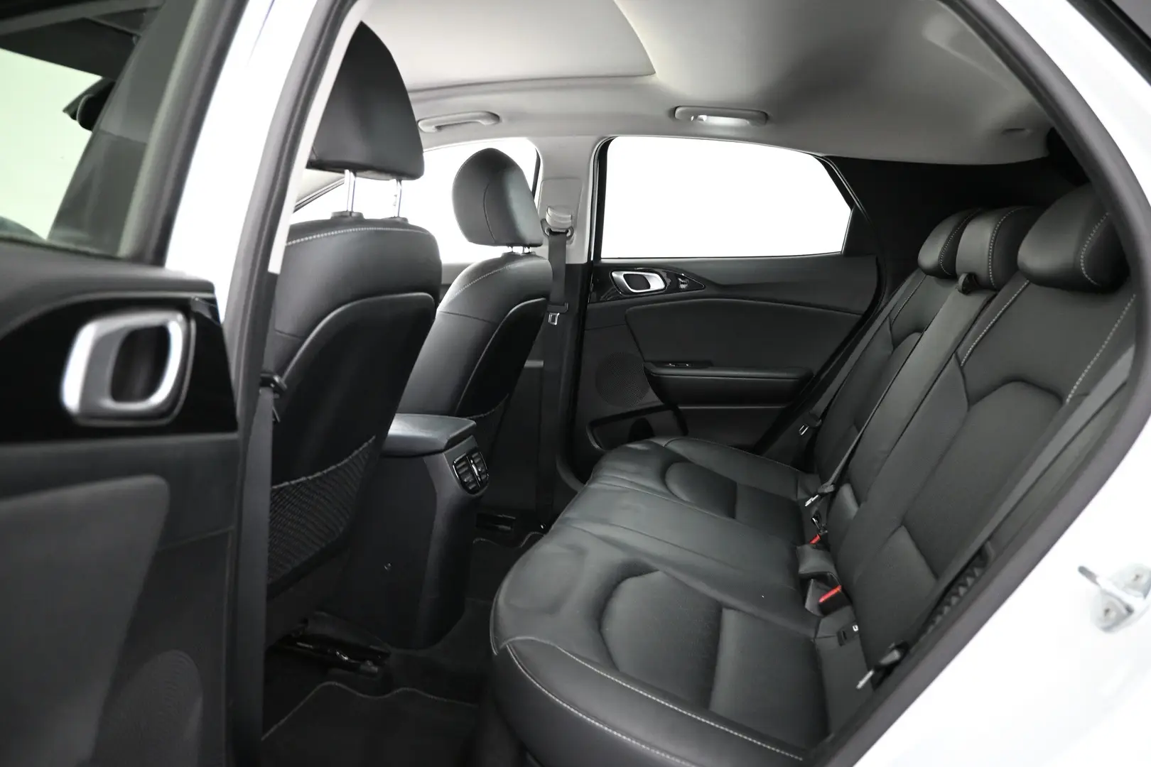 Car Image - 3LZ75KXE67KjWyX74ImFdJ
