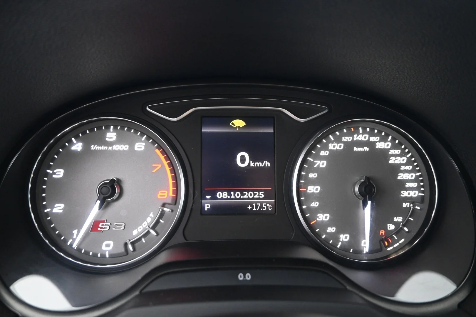 Car Image - 4TCGrmu8foEv892vpM3z92