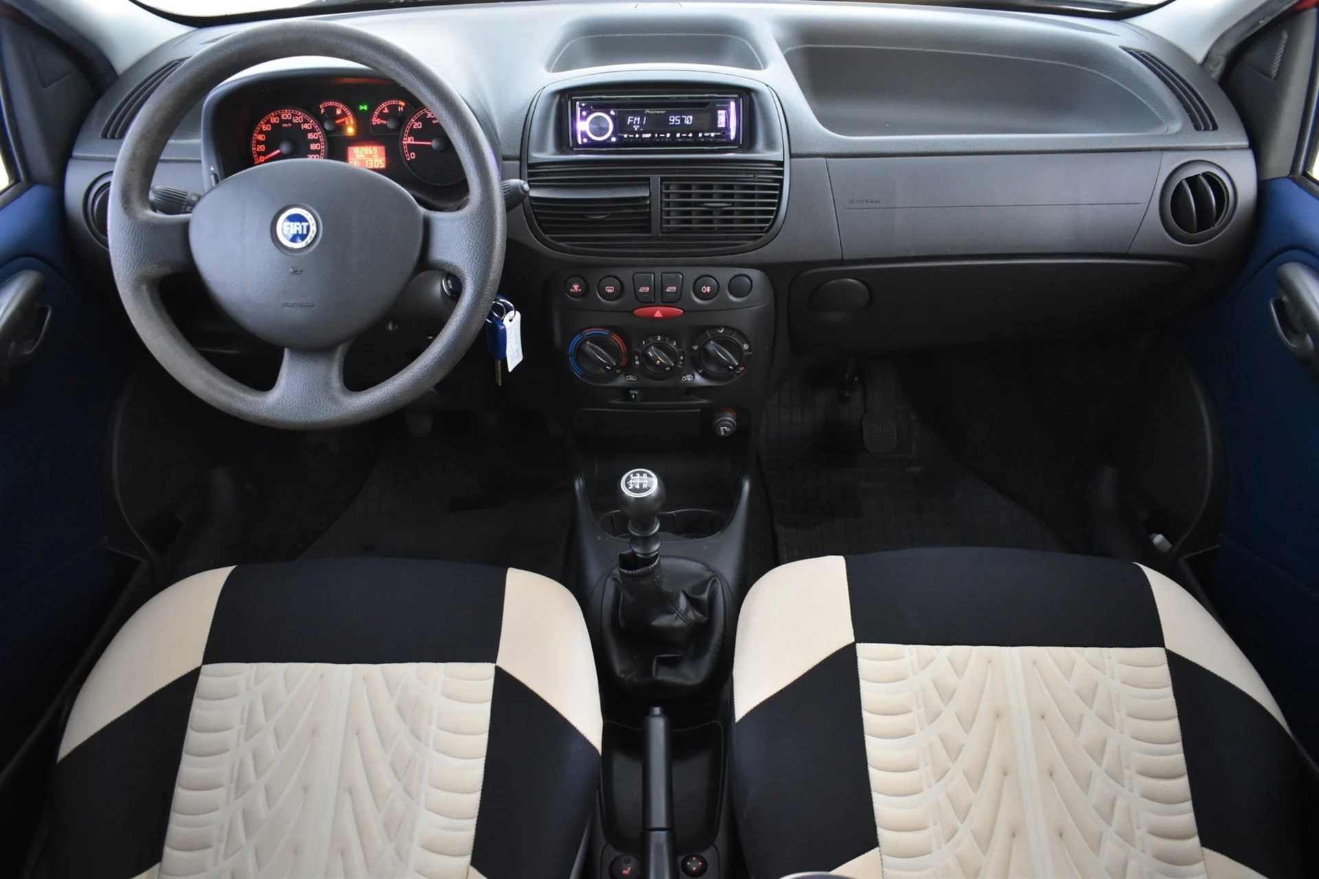 Car Image - 22g2svpzHOqJ94VzjPW8K1