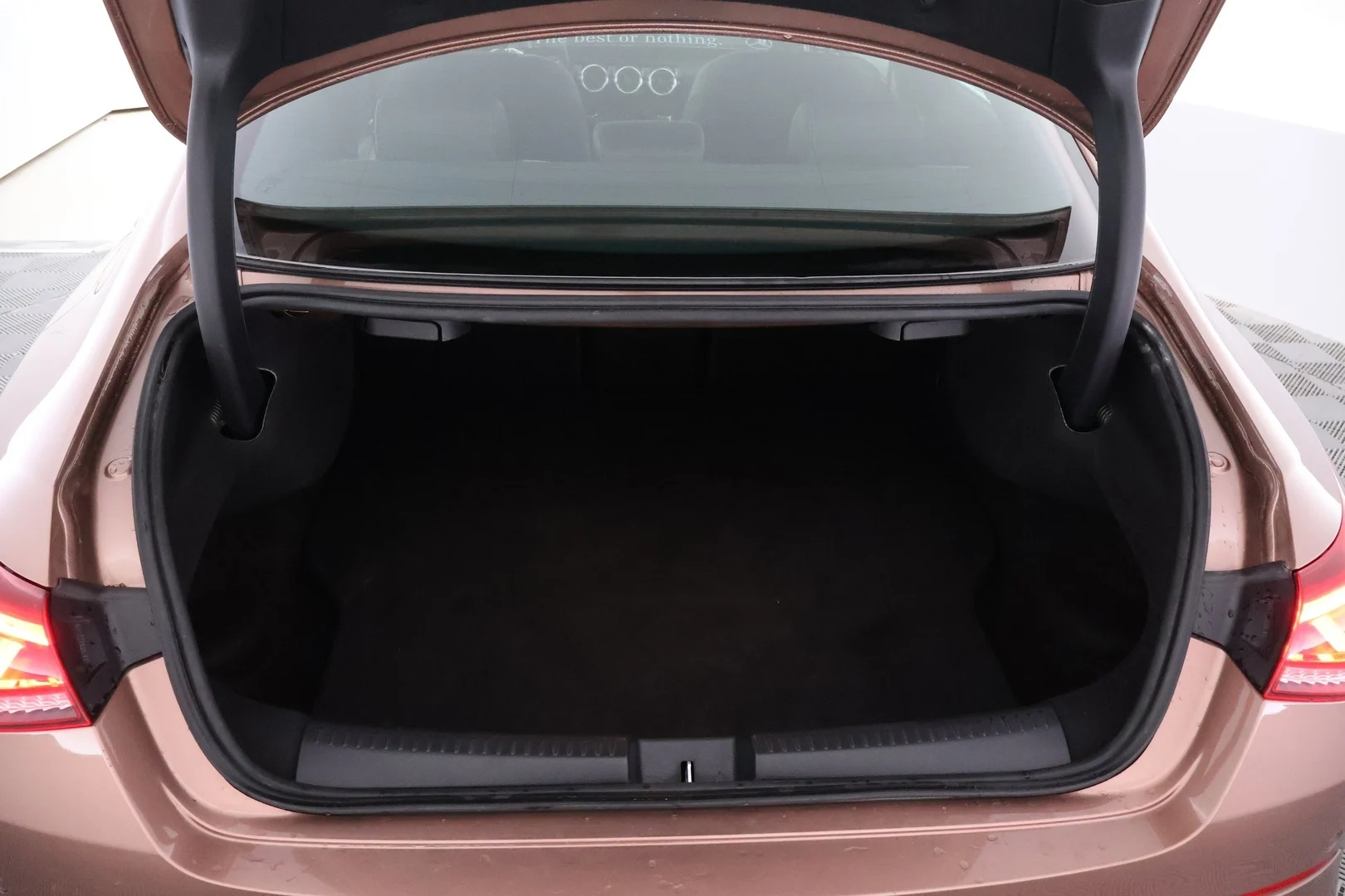 Car Image - 3DMk8BRtbcMttxaGJ1rmMV