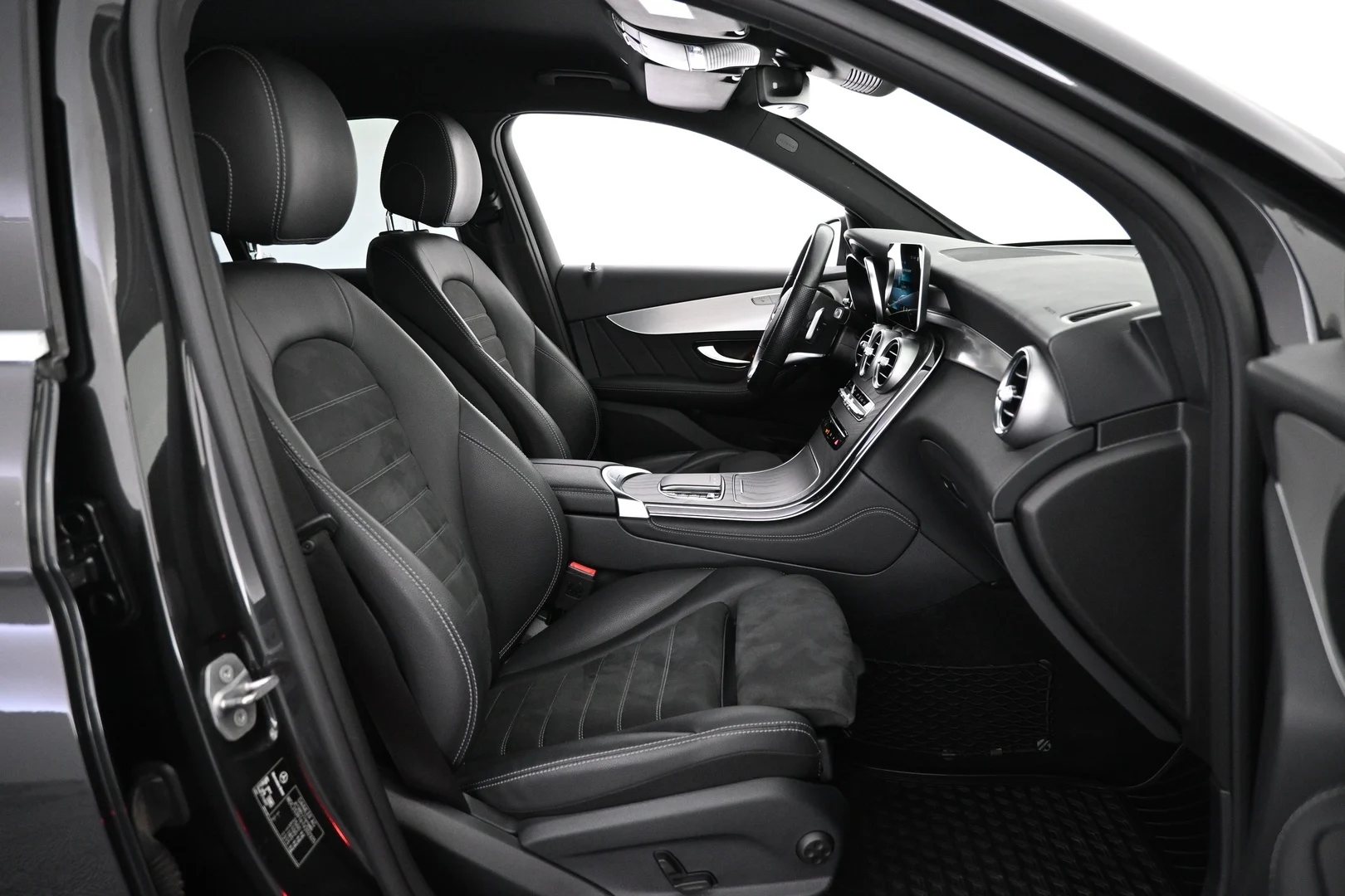 Car Image - I6WWHlFLIzLl0N44DReBl