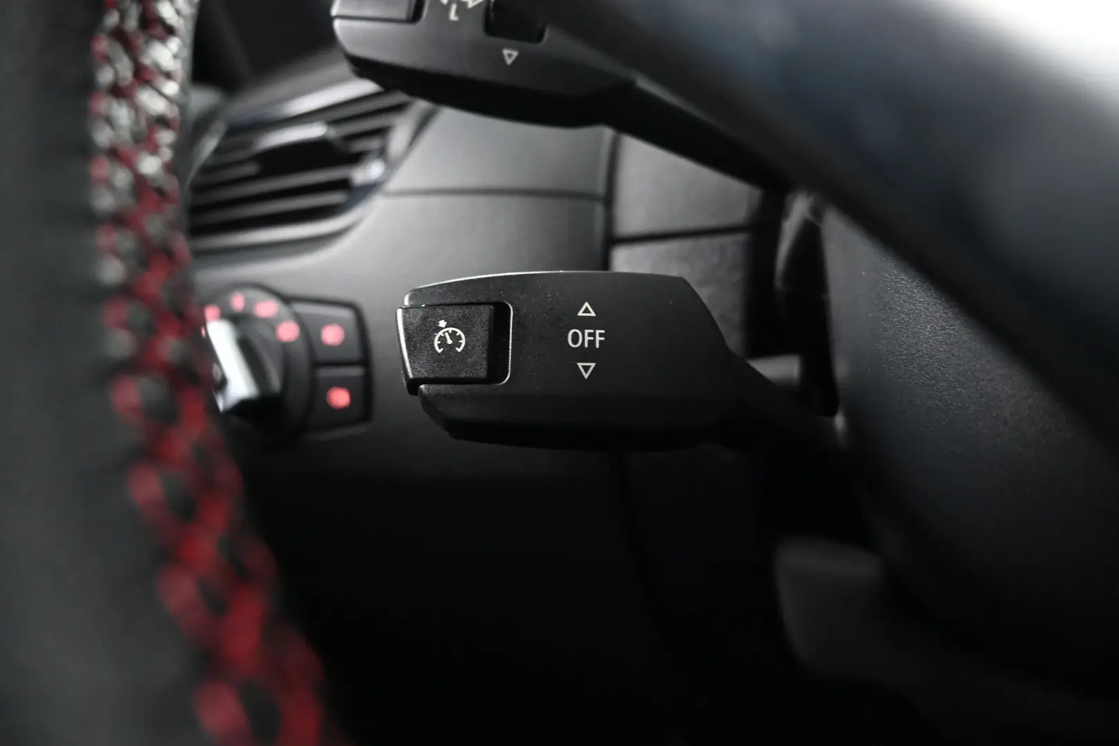 Car Image - 3K84tbDqZ1MpHLmIITlBtm