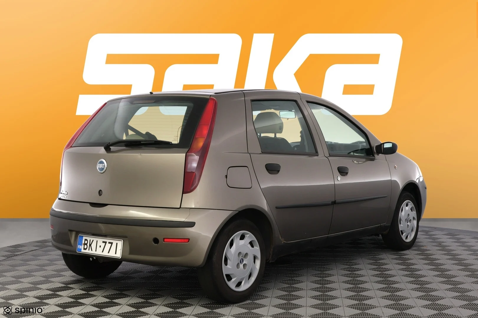 Car Image - 2XH6eKNKSVOaWkEZ5KpLzX